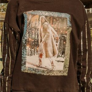 ❌SOLD❌Queen of Sparkles - SATC SWEATSHIRT - Size Large